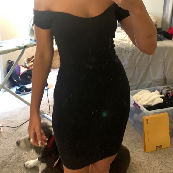 Tobi Dress - Picture 2 of 3